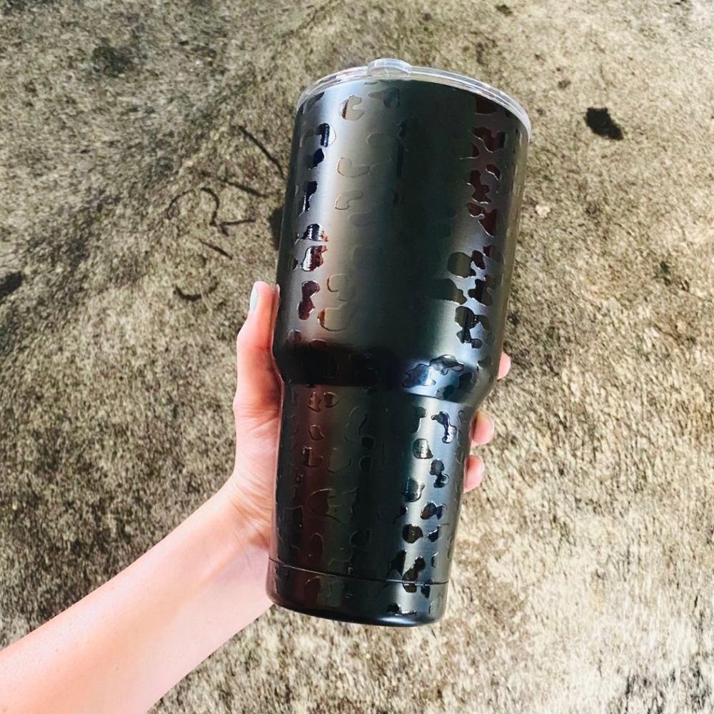 30oz stainless steel leopard tumbler